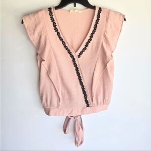 Sweet Wanderer Pink M Tie-Back Top With Black Trim
